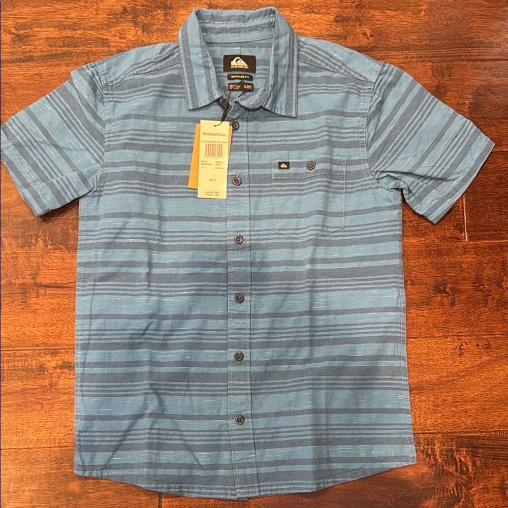 NWT Quiksilver Boys Blue Striped Shirt size M 12
